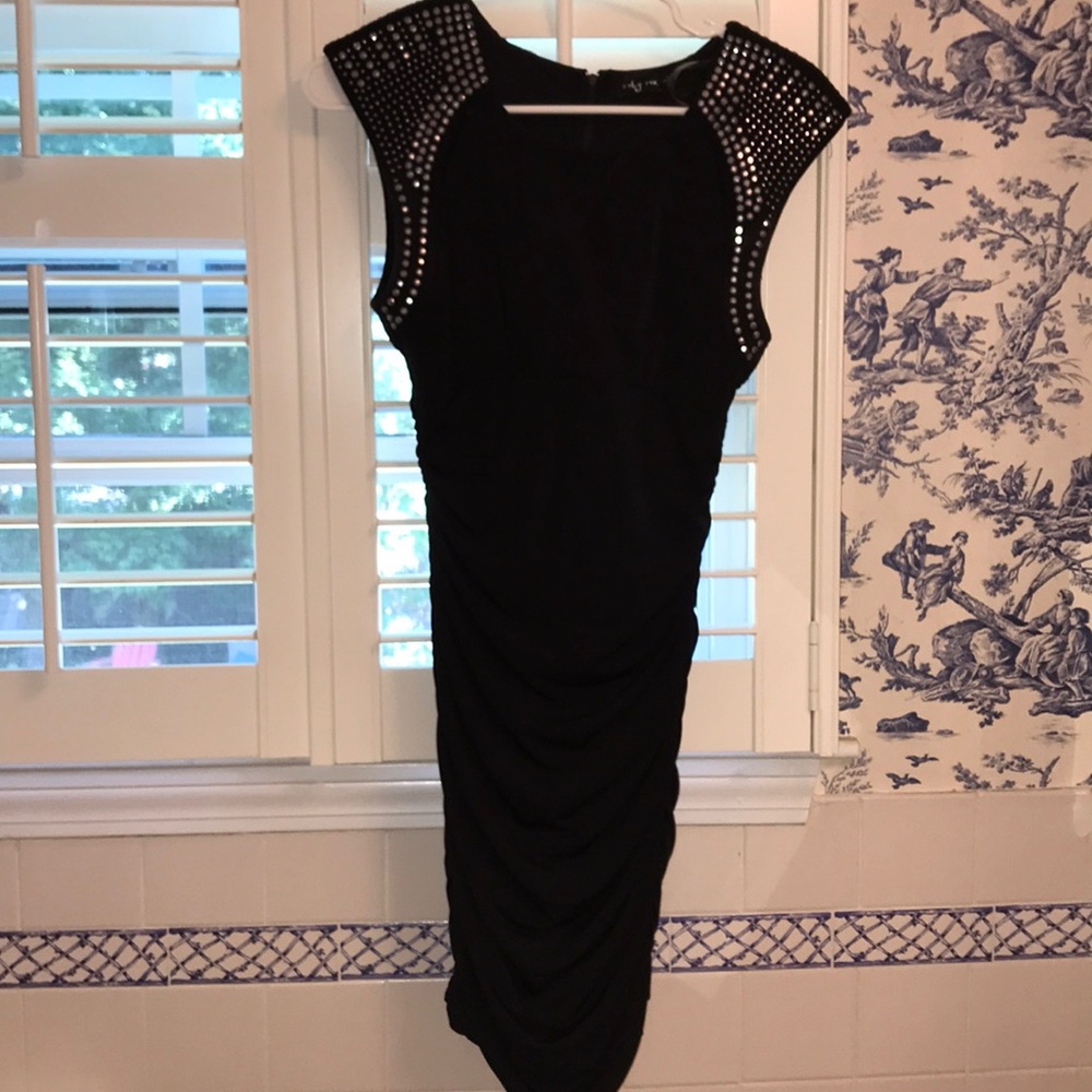 Sexy black dress - Picture 3 of 5